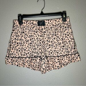 Victoria’s Secret leopard print loungewear pajama shorts women’s size small